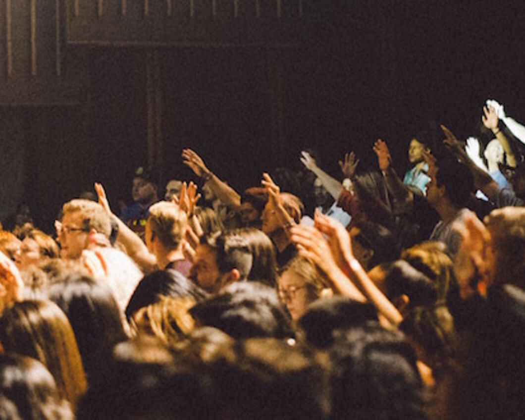 mensen op een congres
