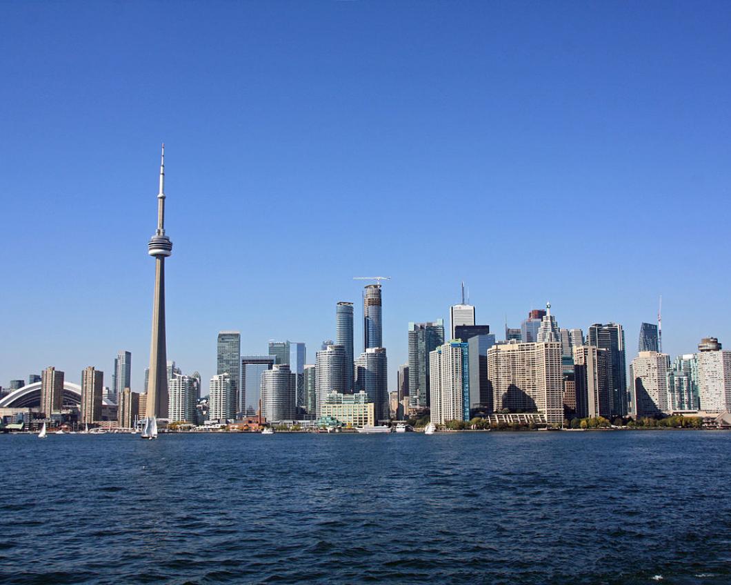 1200px-Toronto_Skyline_September_2014.jpg