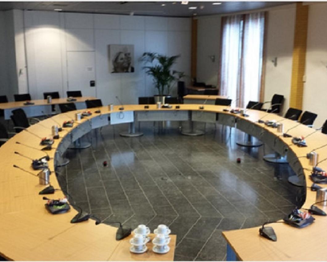 raadszaal_foto.jpg