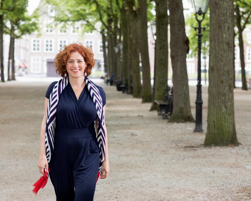 JPG web Kathalijne staand.jpg